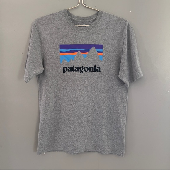 Patagonia Tshirt XS regular fit - Picture 2 of 7